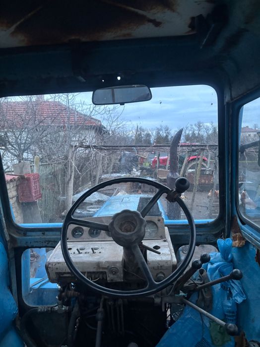 Трактор / МТЗ - 80