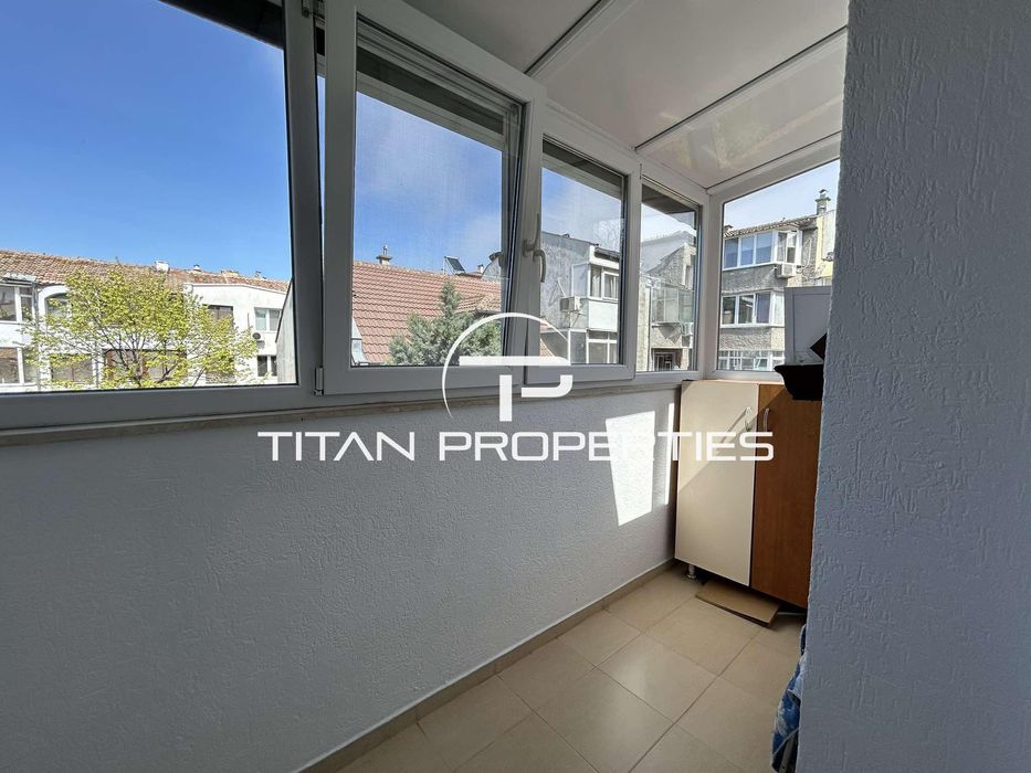 Дава се под наем Двустаен апартамент в Варна, Колхозен пазар - 52 кв.м за 423.81 € - Снимка #7