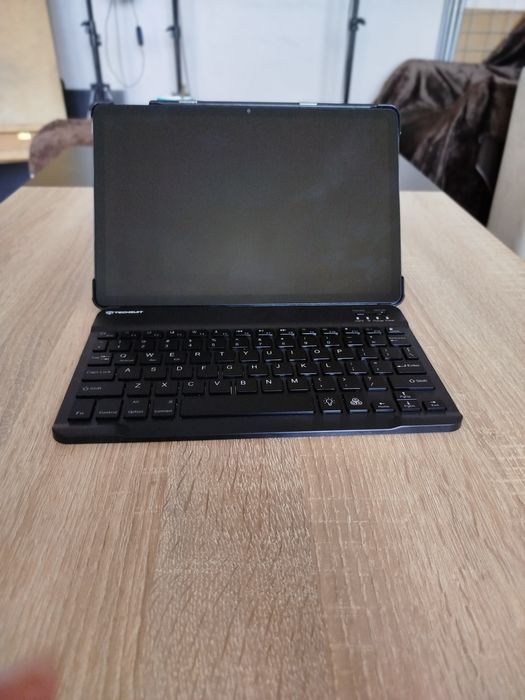 Безжична клавиатура за таблет - универсална