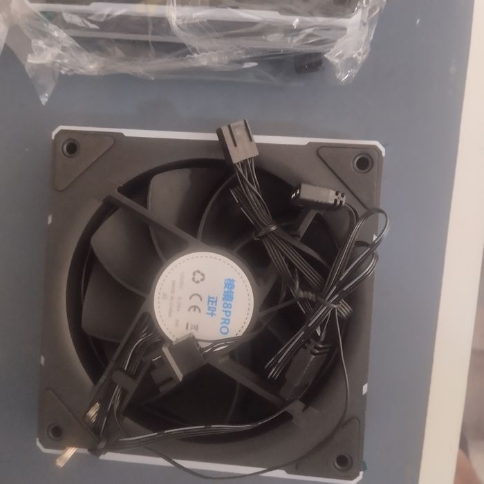 ARGB вентиляторы корпуса