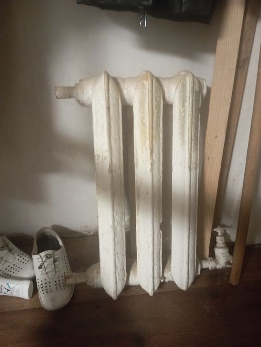 Батарея чугунная