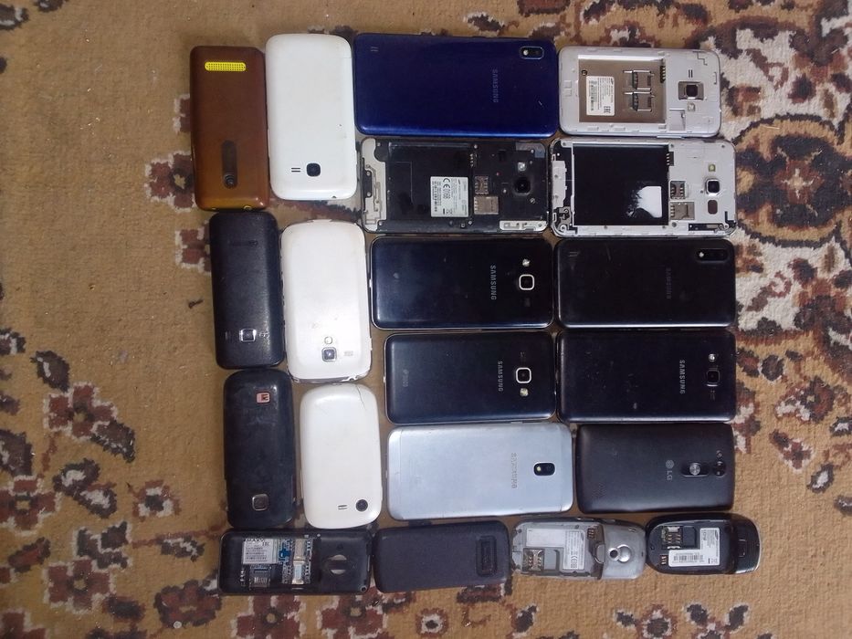 Запчастьке сатамын, әр түрлі маркада.