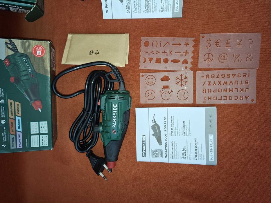 Aparat pentru gravura pe sticla, fier, lemn piatra, doua modele