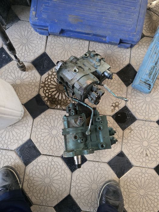 Топливный насос самосвал хова