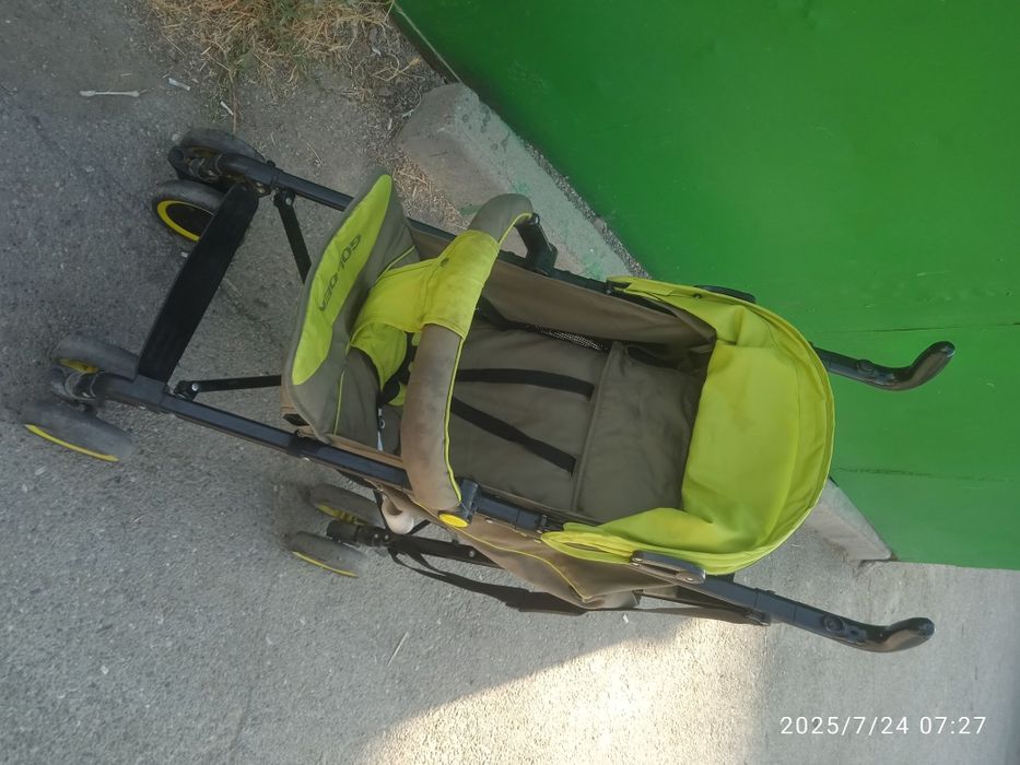 Летняя коляска для малыша