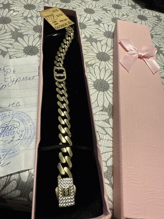 585 yangi gurmet+CD braslet quyma 12.60gr