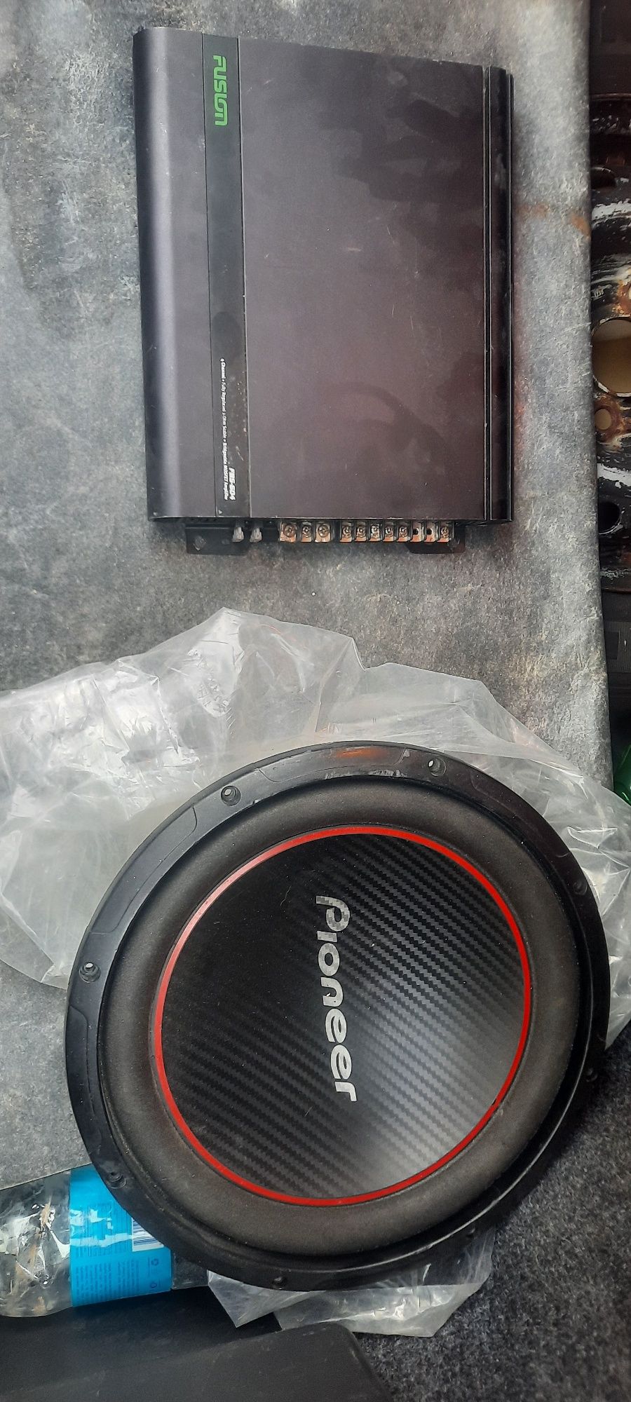 Сабвуфер автомобильный Pioneer TS-W304R