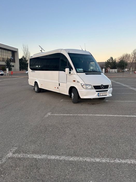 Vând Sprinter 616