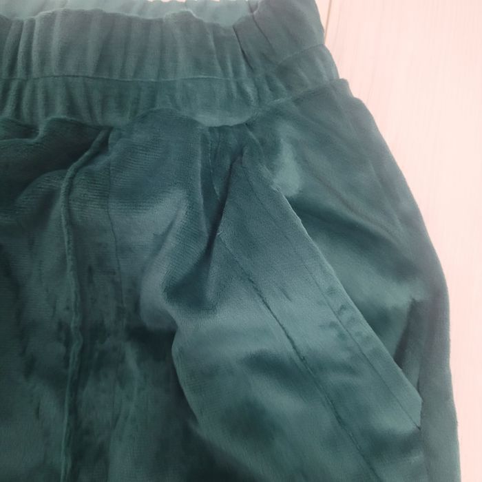 Pantalon catifea nou