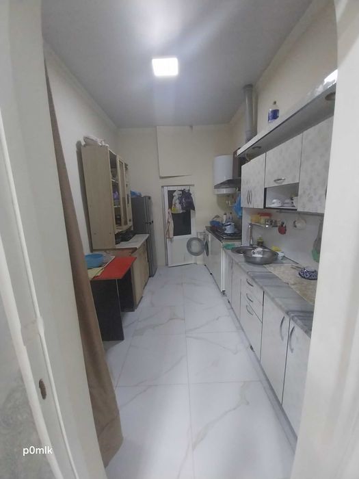 Продаётся дом с  евроремонтом обустроен для на 2 семьи  .