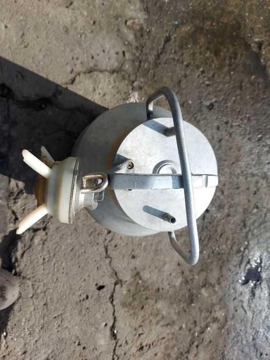 Алуминиев гюм за мляко