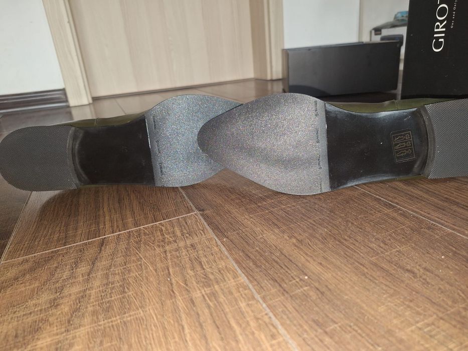 Ghete de bărbați Girotti