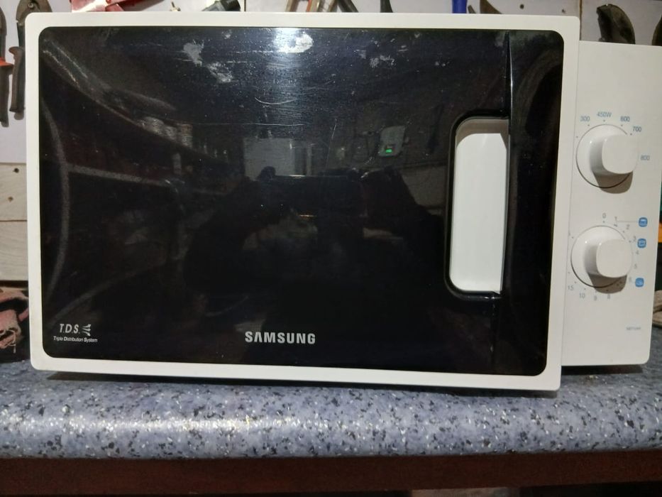 Микроволновка Samsung TDS