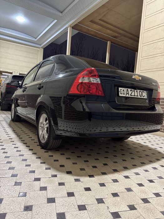 Nexiya 3 srochna sotiladi