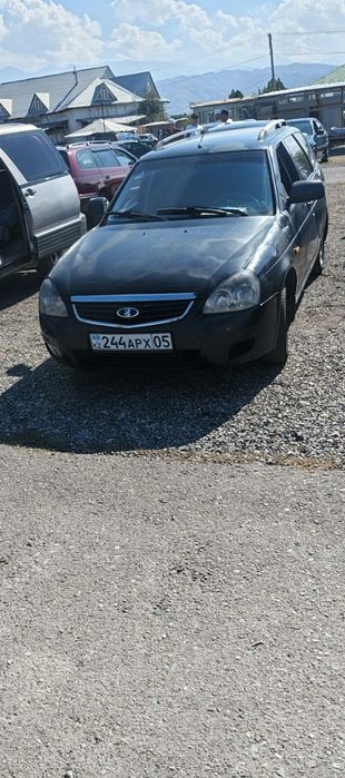 Продам машину Лада приора срочно