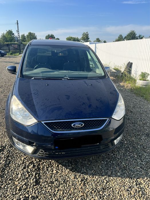 Dezmembrez Ford galaxy 2009