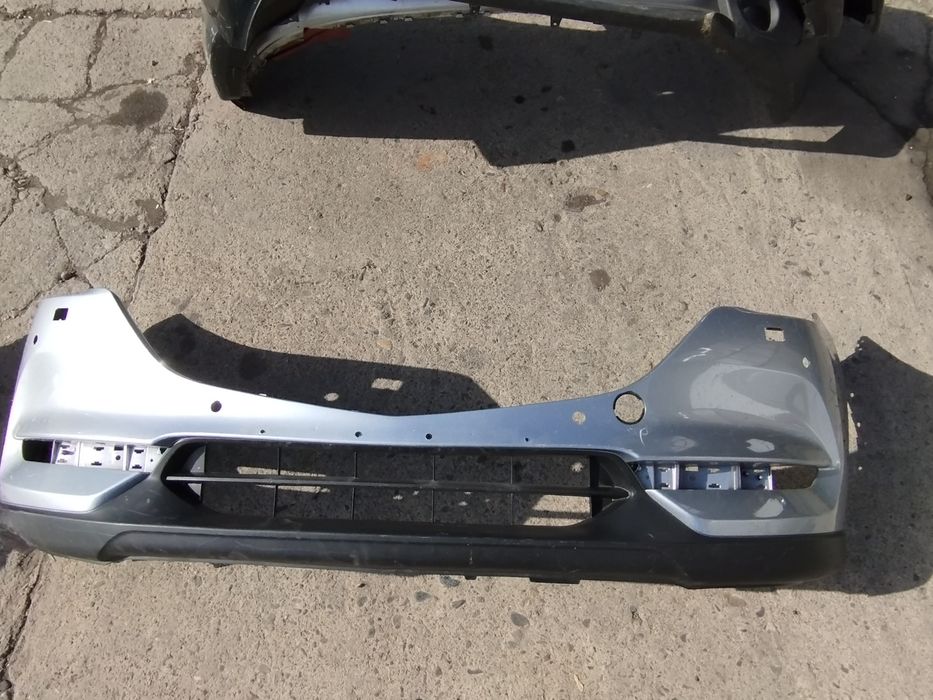 Две предни брони за Mazda cx5 2018