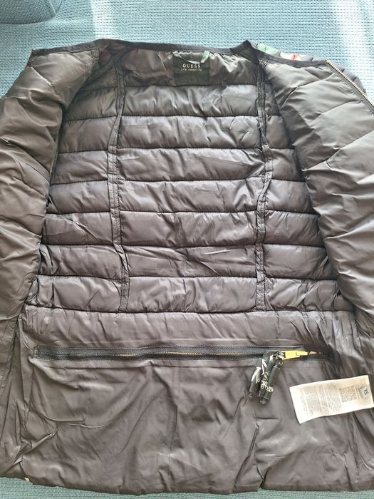 Оригинално женско яке Guess