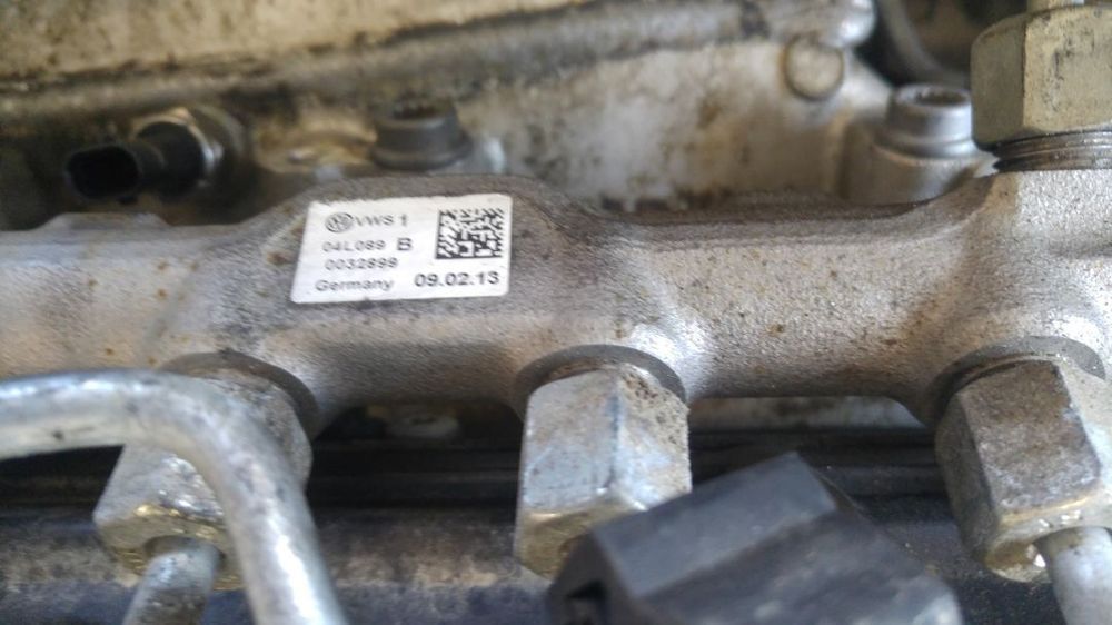 rampa injectoare cu senzori 1.6 tdi 2.0 tdi 04l089b audi a3 vw golf 7 skoda octavia