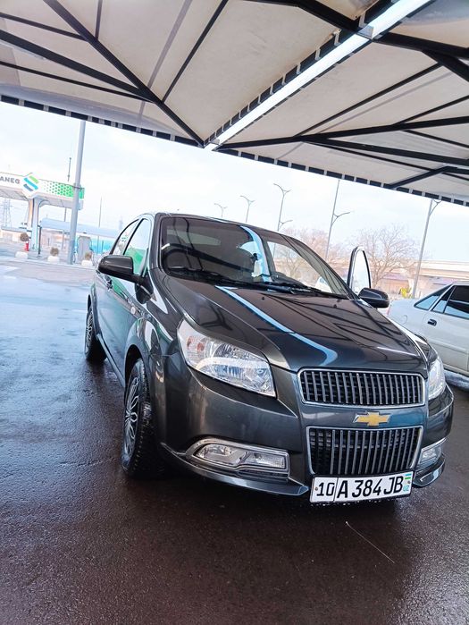 nexia 3 2 pozisiya sotiladi