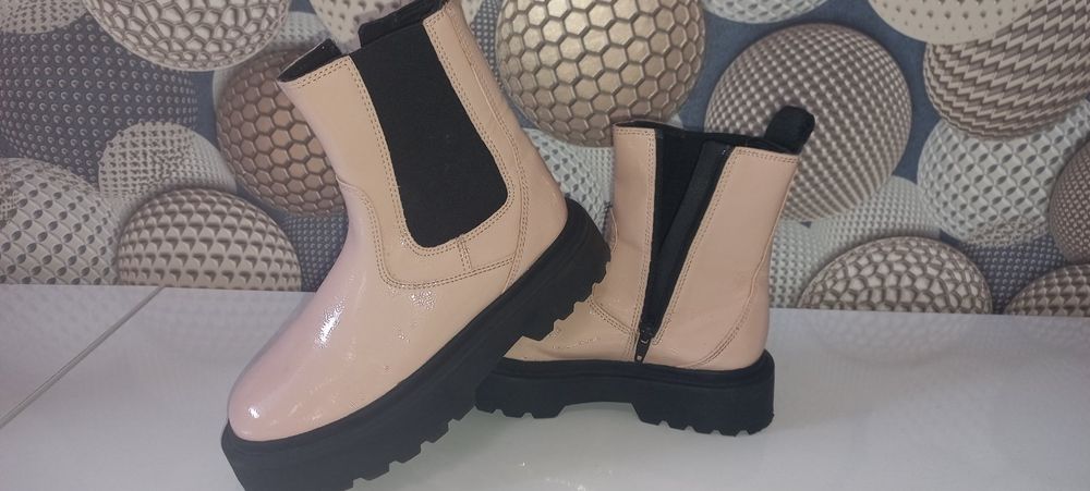 Продавам Детски маратонки Найк,  Скечеръс, hm