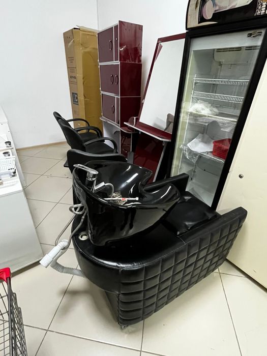 Продам мебели для Салона Парикмахер