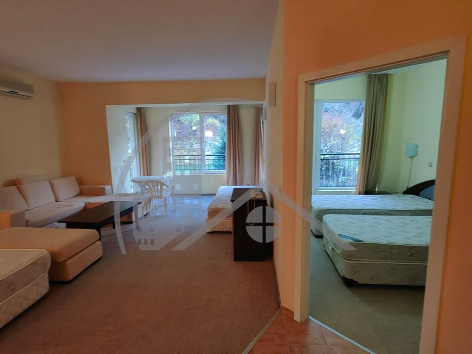 Просторен двустаен и обзаведен, к.к.Златни пясъци