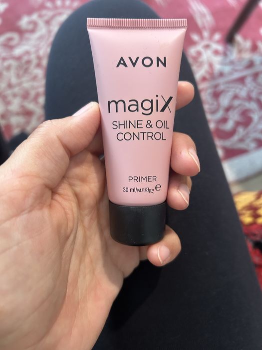 Vand primer si bb cream Avon.