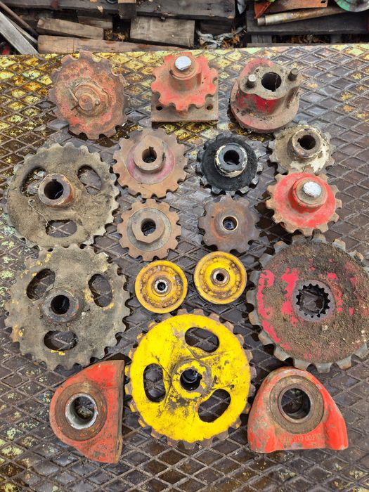 Pinion   Rola  Intinzator  Presa   Balotiera  Sgorbati   New holand   Ama  Lerda Saim Agriful