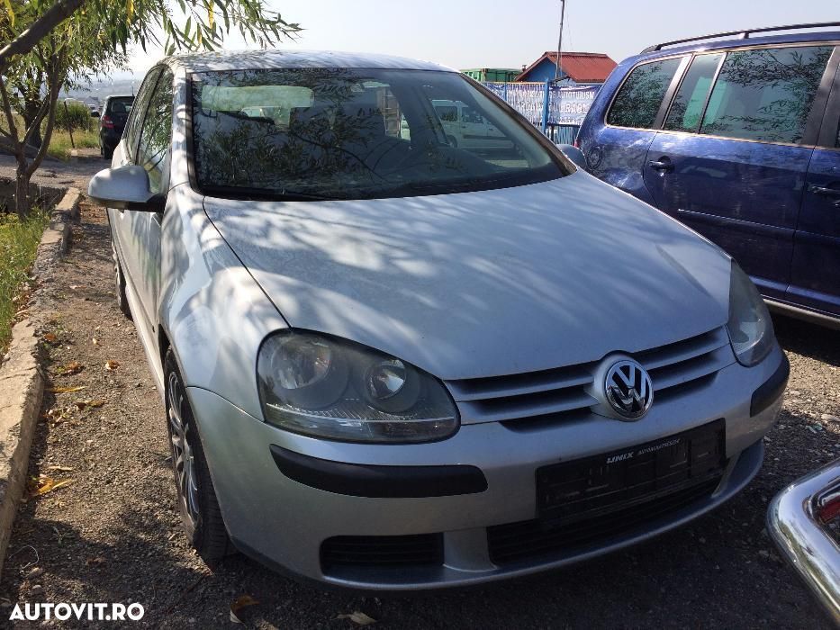 Dezmembrez Golf5