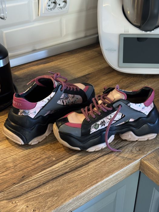 MUSETTE Sneakersi