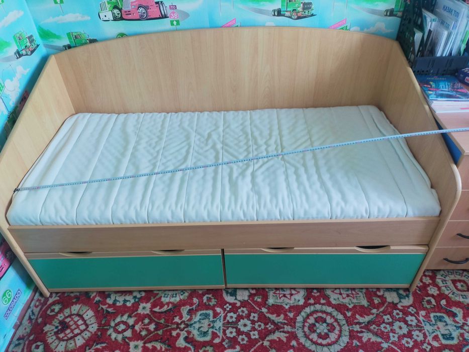 Кровать подрастковая