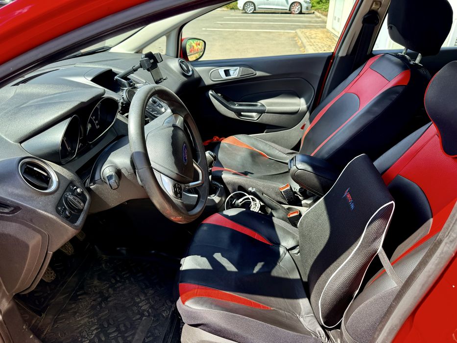 Ford Fiesta 1.6 Facelift Euro 5 Rosu 2014