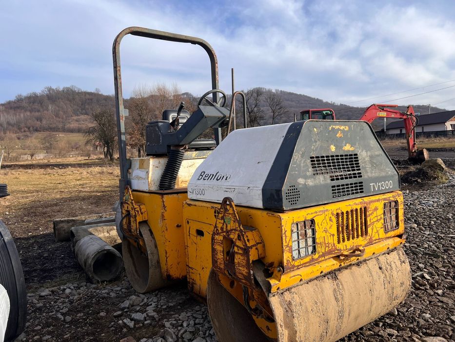Compactor asfalt si pamant Benford TV1300 3.3 tone