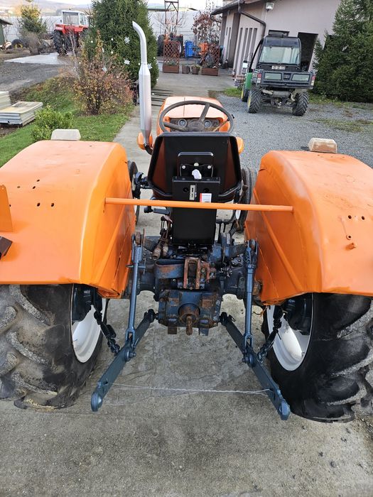 Tractor Universal 460