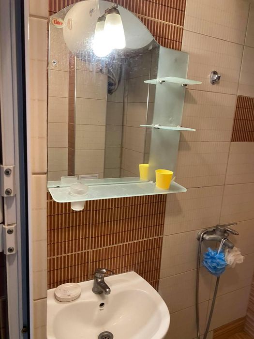 Дава се под наем Тристаен апартамент в Пловдив, Център - 85 кв.м за 400 € - Снимка #5