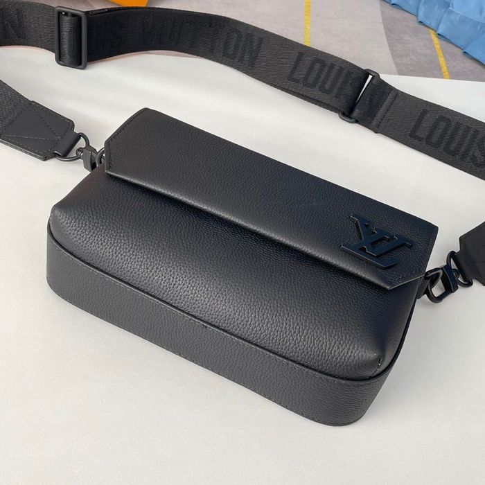 Чанта мъжка Louis Vuitton