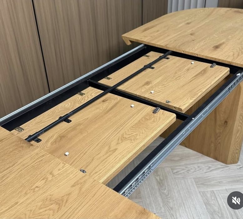 Стол для гостиной