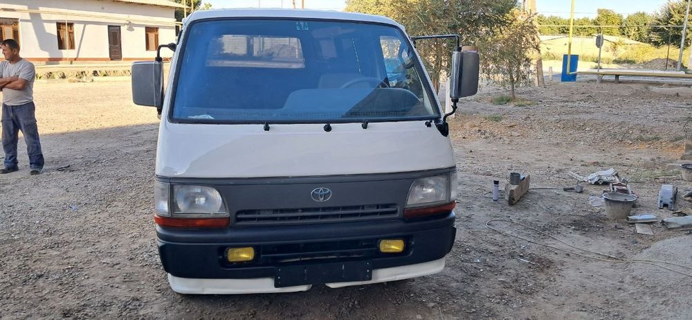 Микра автобус сотилади