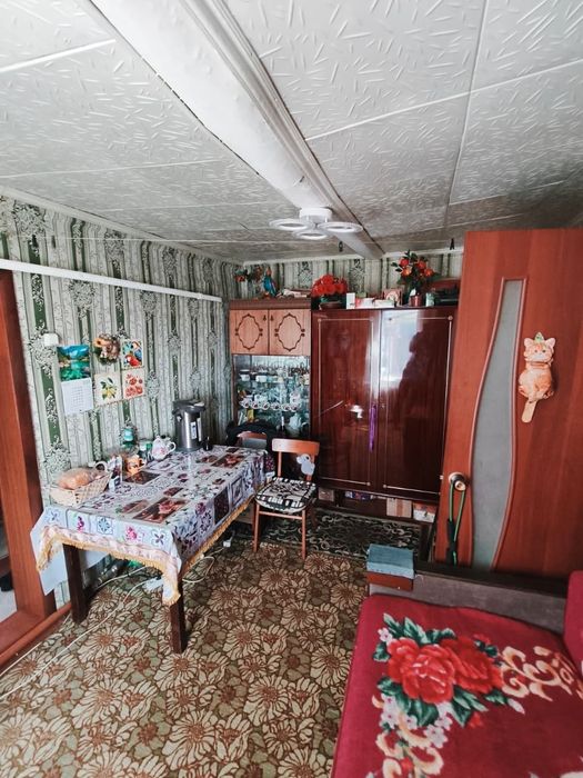 Продам дом (подъезд асфальт)