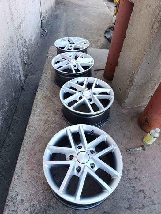 Диски SKAD R18 ET57 в хорошем состоянии, не варенные, не катанные