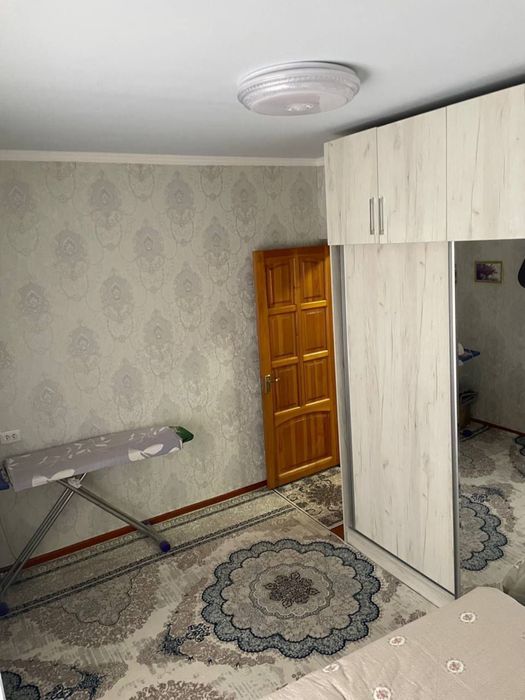 Чиланзар 25-кв, 2/4/4 комната РАЗДЕЛЬНАЯ, Кирпичный дом Чистый ремонт