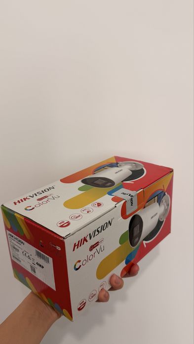 IP-камера Hikvision ColorVu 4 Мп