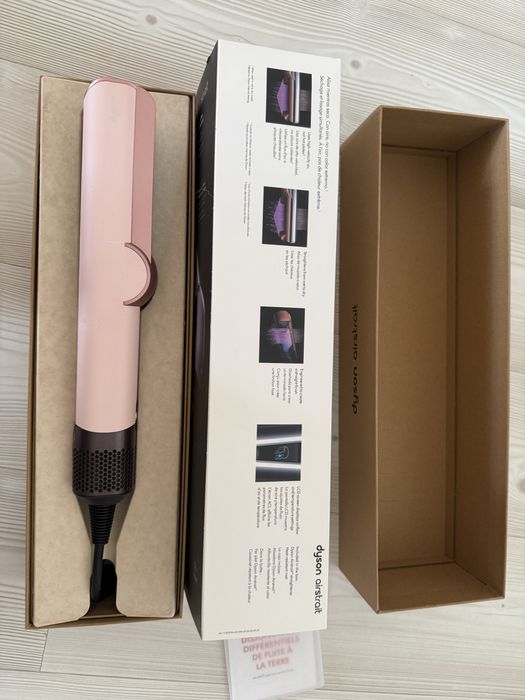 Dyson Airstraight