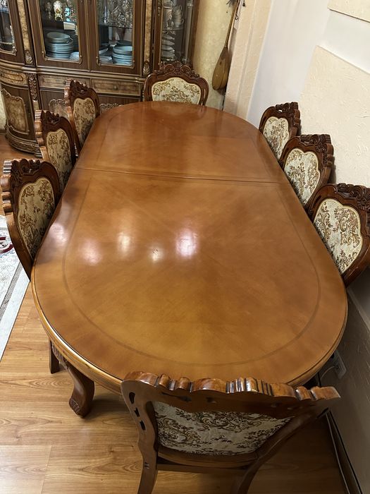 Продам стол со стульями