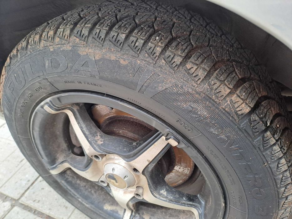 Мицубиши Спейс Стар