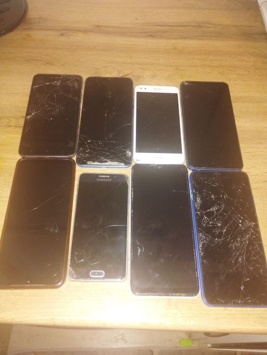 Телефон на запчасть