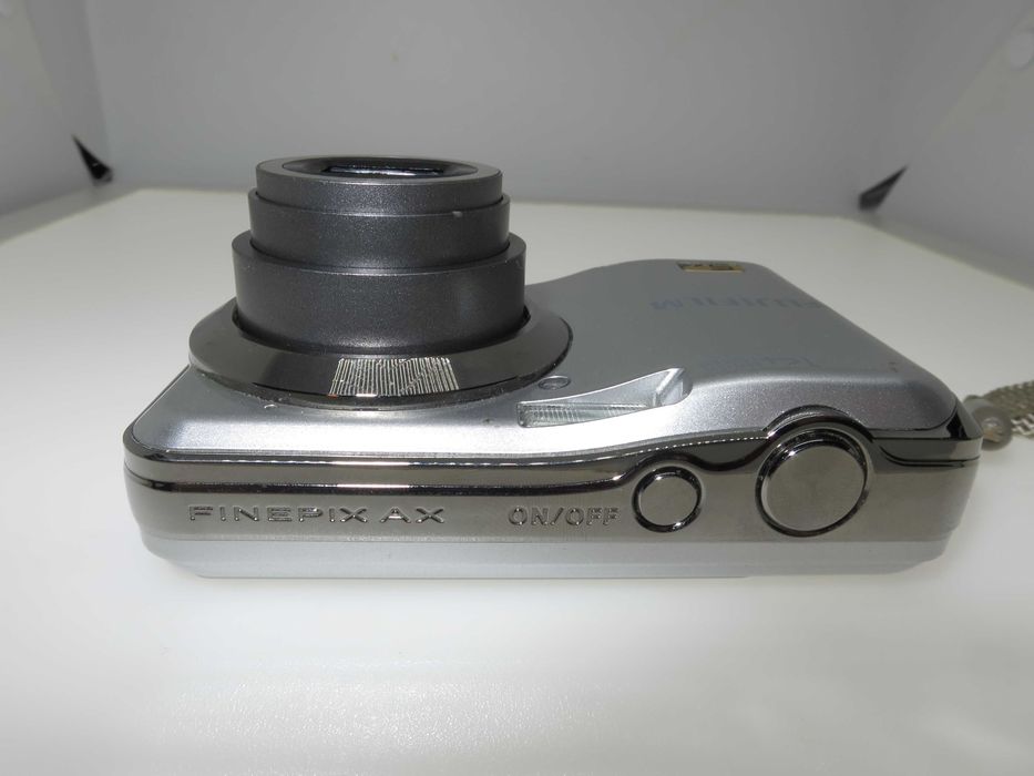 FujiFilm AX250 14MP компактен цифров фотоапарат дигитална камера