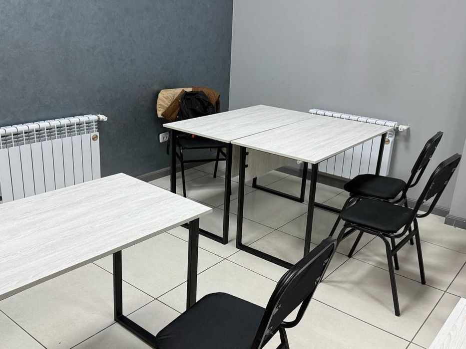 Продаётся комплект офисной мебели