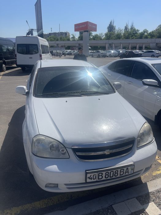 Продаю Lacetti 1,8 2009год